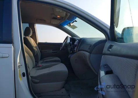 2006 Toyota Sienna Le z USA, uszkodzony, nr VIN 5TDZA23C76S535287